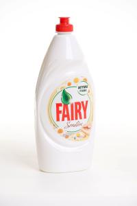 Indų ploviklis Fairy Sensitive Camomile & Vit E, 900ml